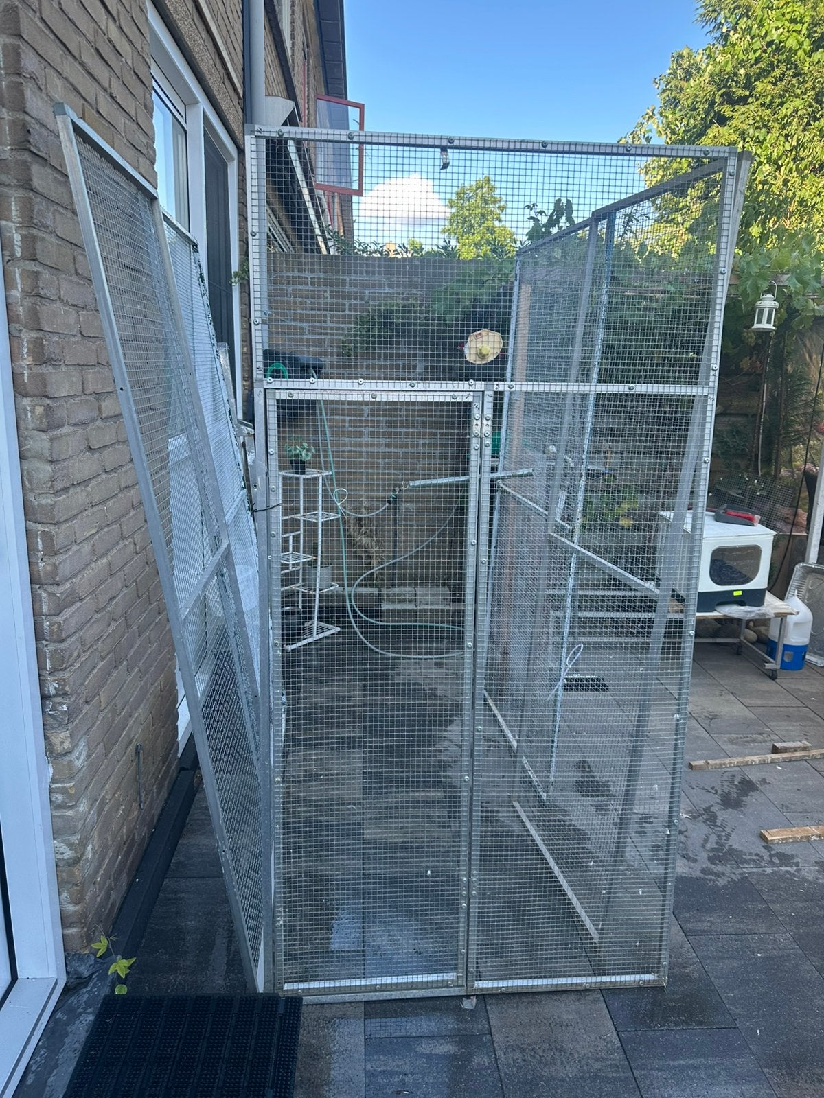 Voliere voegel hoek aluminium, Dieren en Toebehoren, Meerdere dieren, Postduif