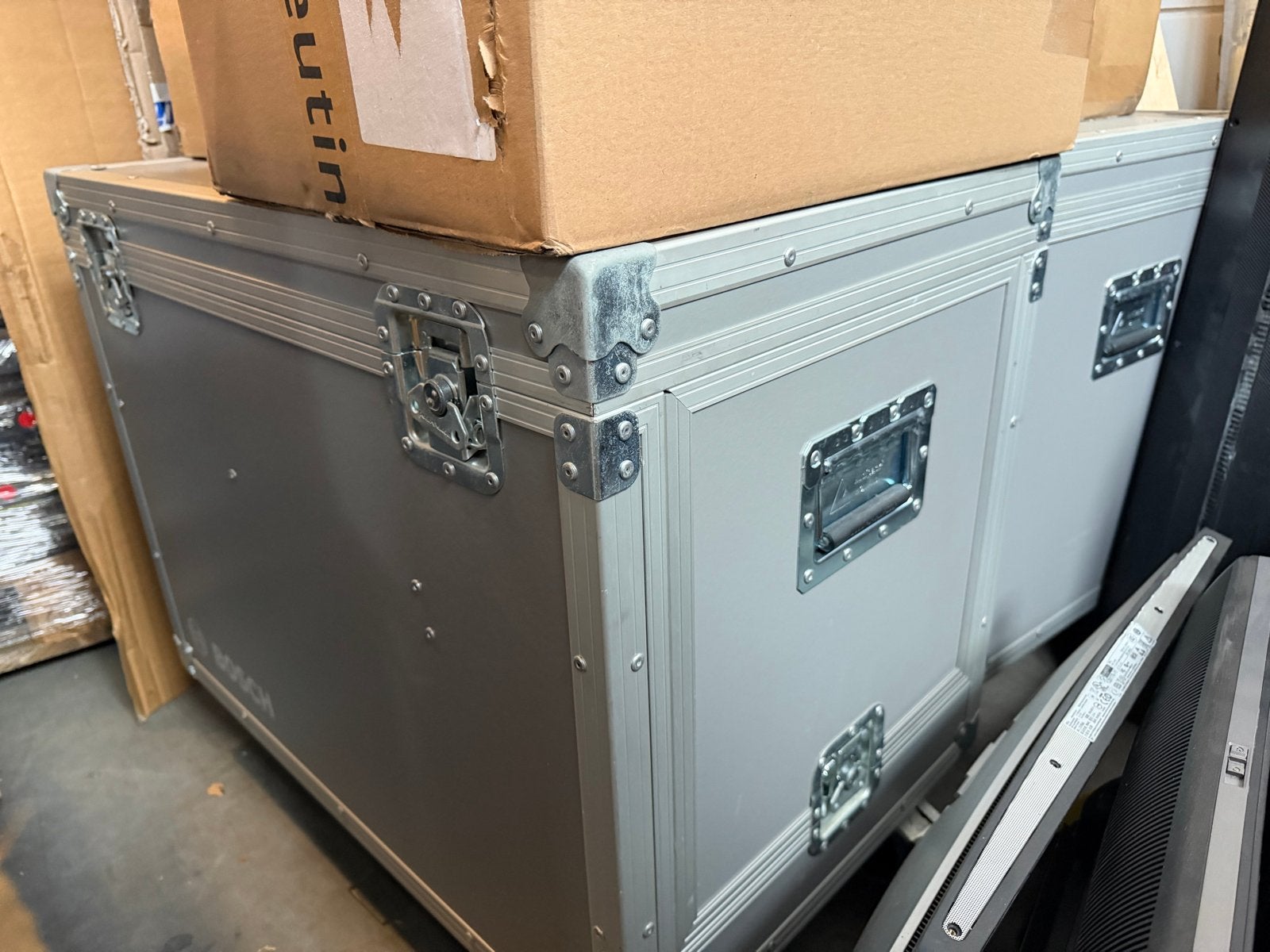 5 Bosch flightcases / transportkisten op wielen, Ophalen, Gebruikt, Bak of Kist