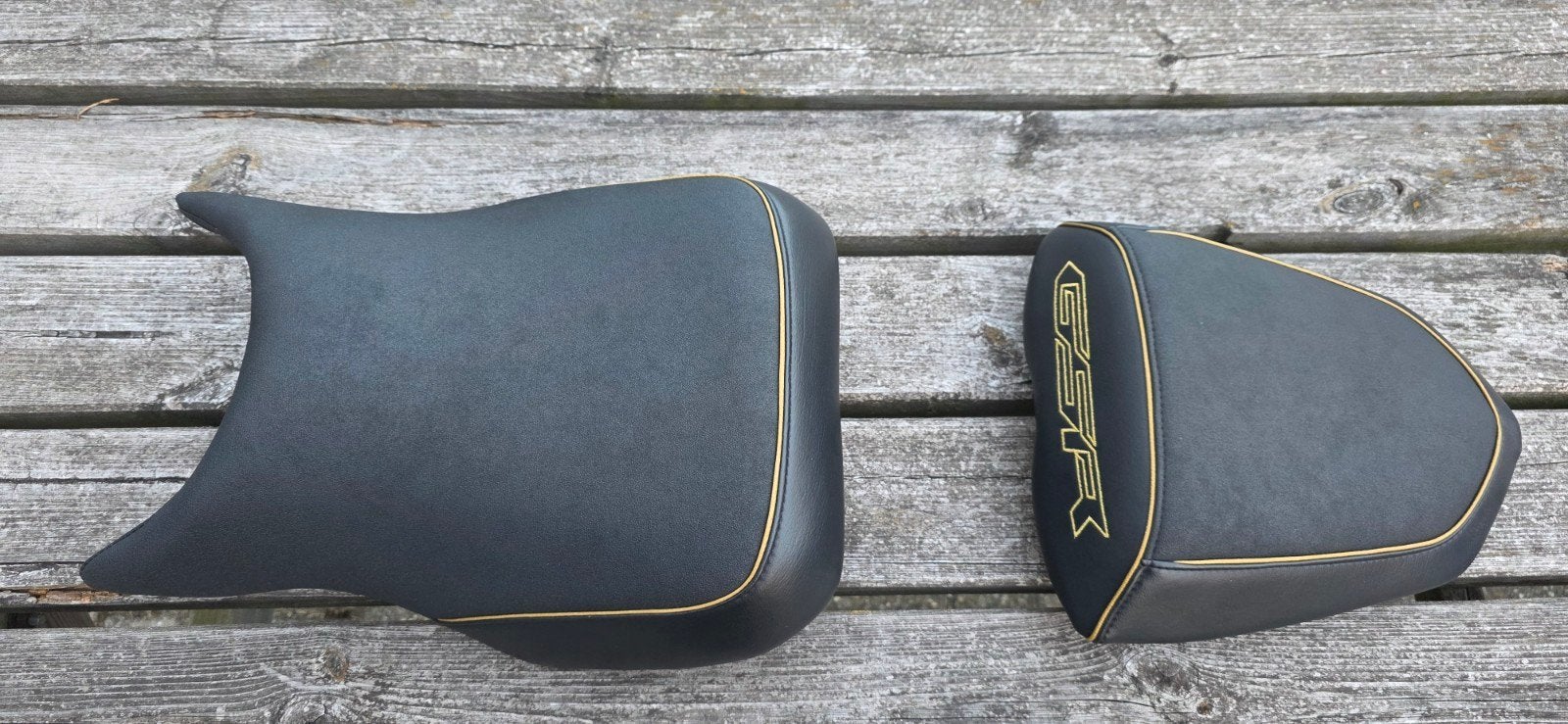 Comfort zadel voor suzuki gsr750, Motoren, Onderdelen | Suzuki, Ophalen of Verzenden