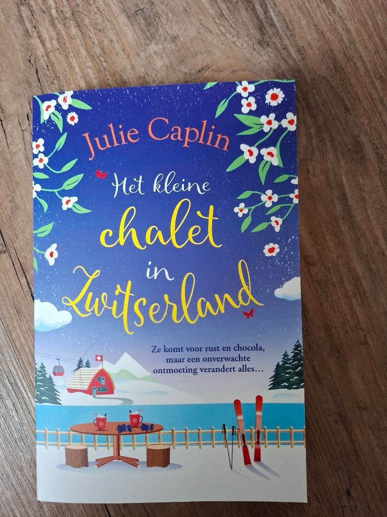 Het kleine chalet in Zwitserland, Julie Caplin, Ophalen of Verzenden, Zo goed als nieuw, Nederland, Julie Caplin