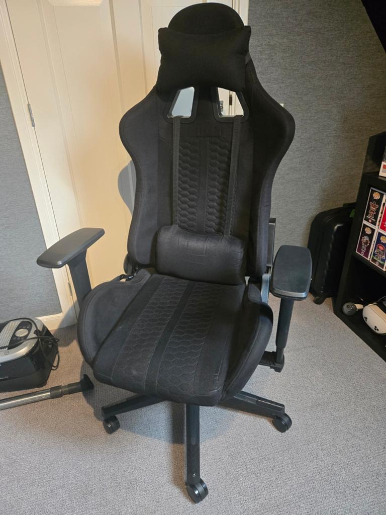 Gaming/Bureau stoel Legend van Jysk, Gaming bureaustoel, Zwart, Ophalen of Verzenden, Zo goed als nieuw