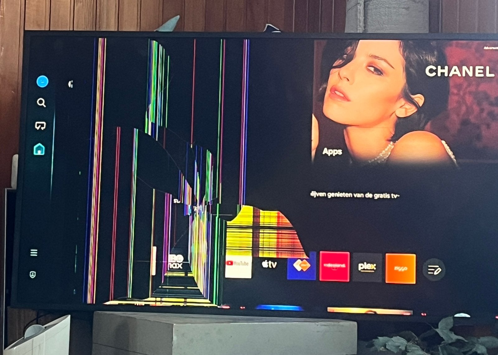 Samsung The Frame 43" (2023) - Defect scherm/Voor onderdelen, Audio, Tv en Foto, 50 Hz, OLED, Ophalen of Verzenden, Samsung
