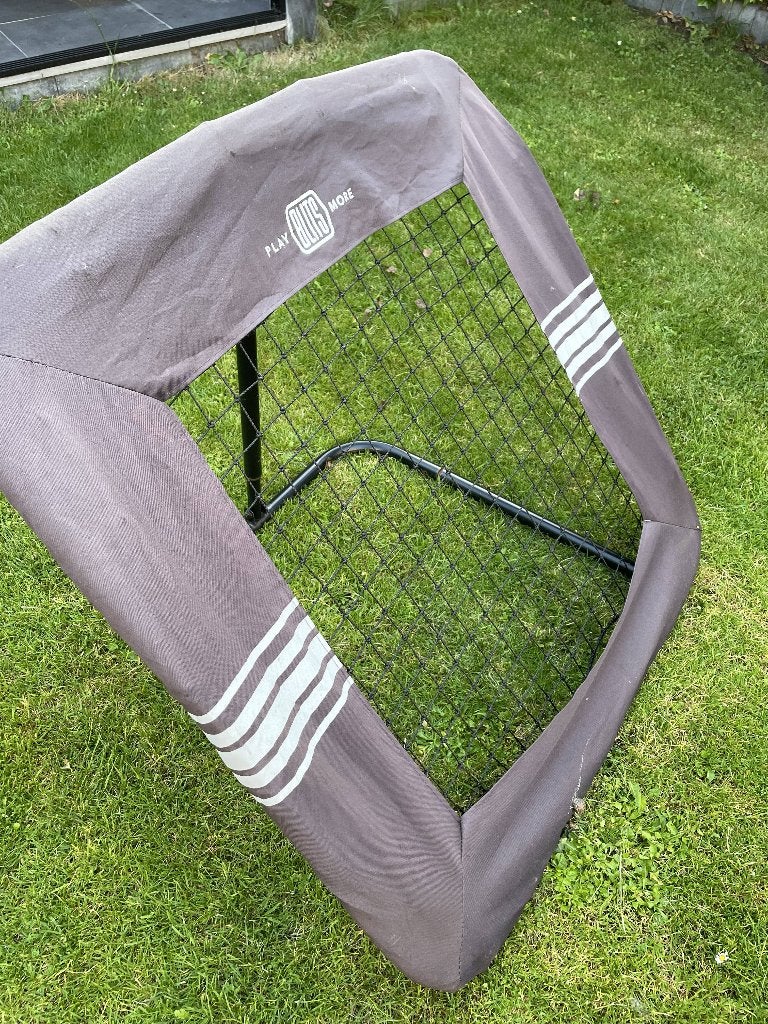 Bouncer Play Blits (voetbal, hockey, etc.) 1m bij 1m, Ophalen of Verzenden, Zo goed als nieuw