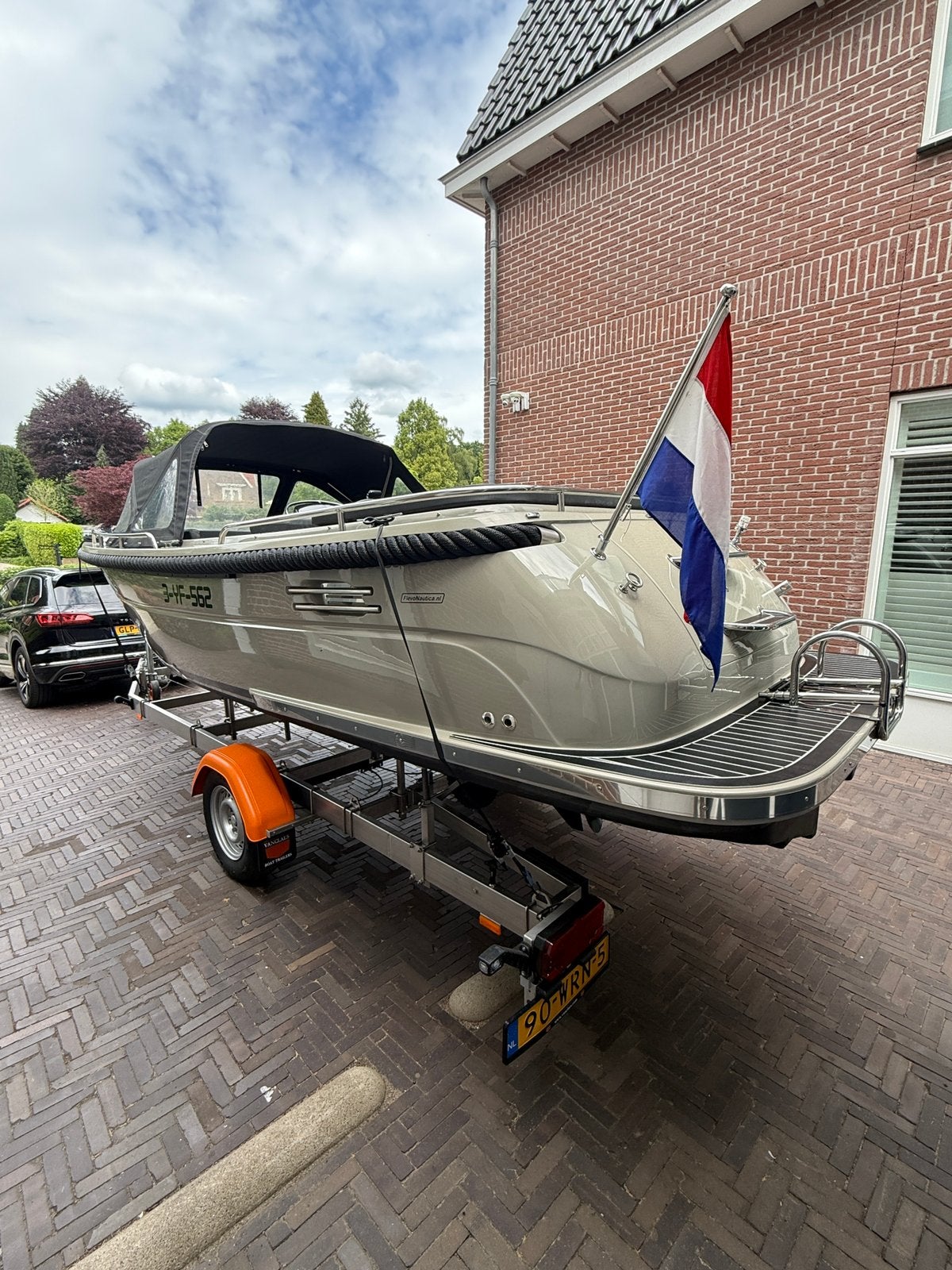 Primeur 615 met 60 PK Suzuki - in nieuwstaat 2021, Gebruikt, Primeur, Ophalen, Bilgepomp