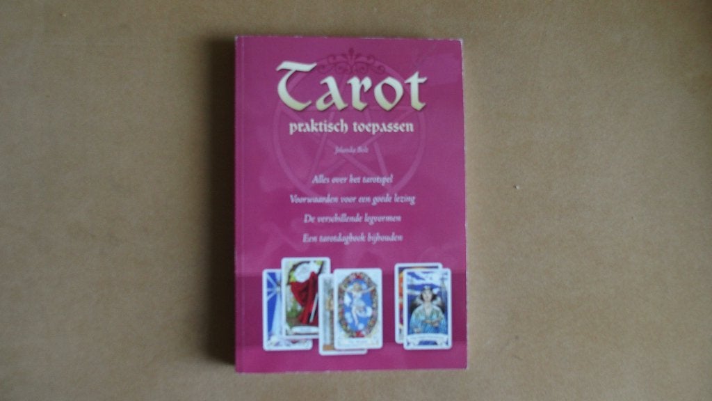 Tarot - Praktisch en toepassen, Tarot of Kaarten leggen, Overige typen, Ophalen of Verzenden, Zo goed als nieuw