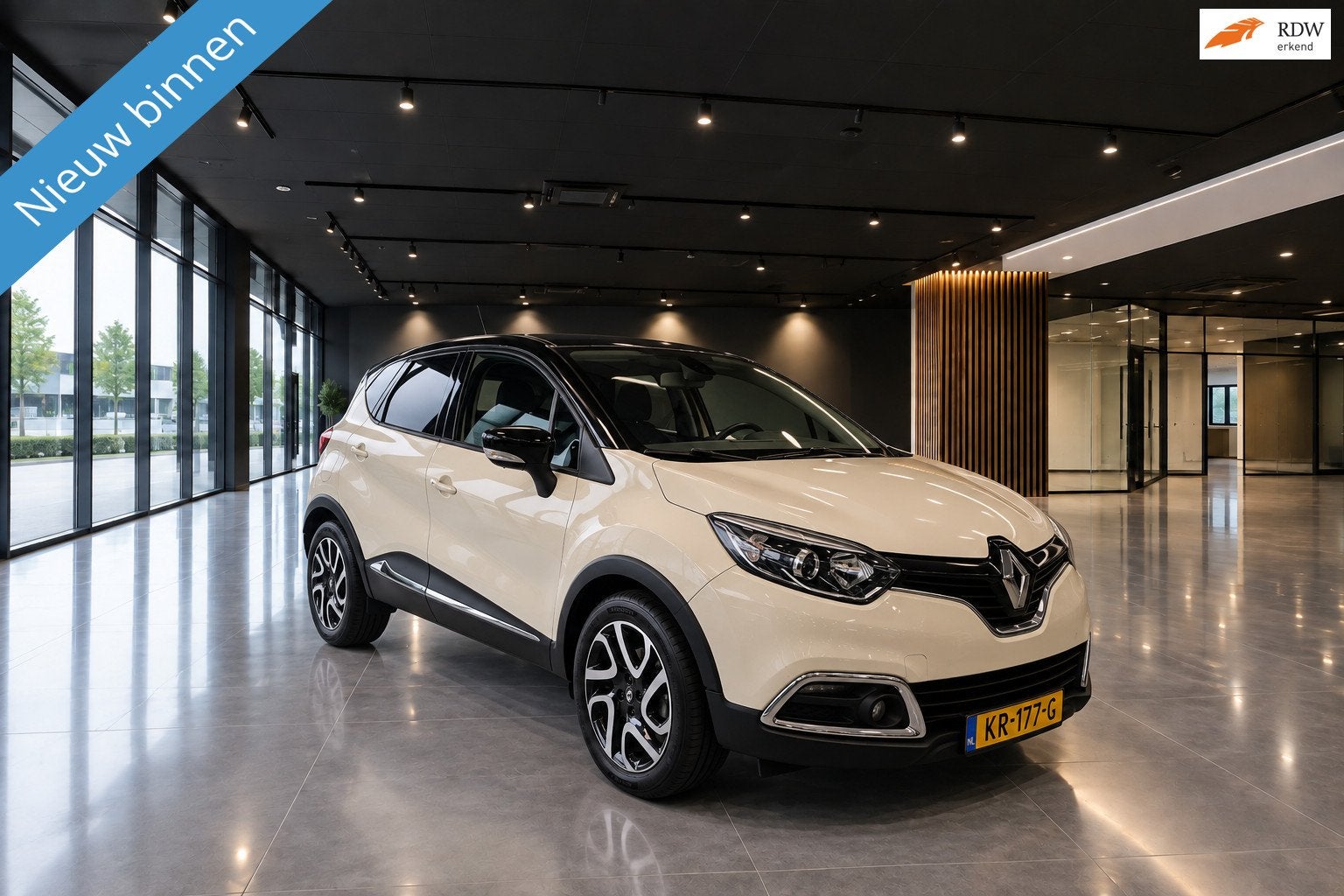 Renault Captur 1.2 TCe DYNAMIQUE AUTOMAAT NAVI
