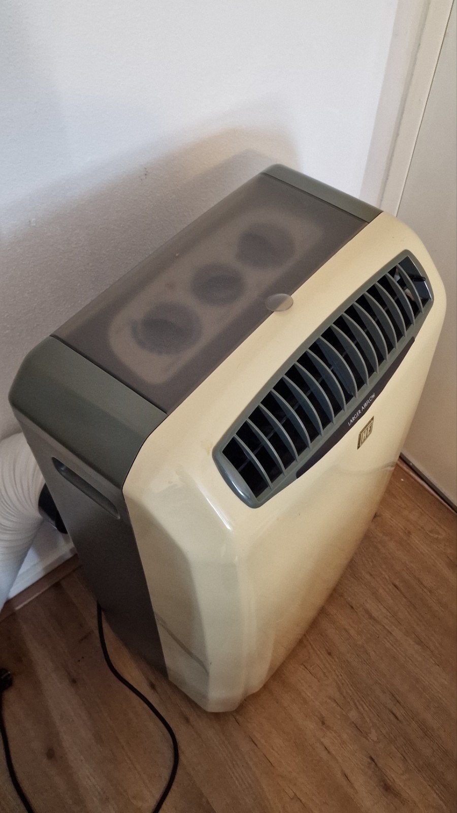 HE Portable Airconditioner FREEZZ9500 - Mobiele Airco, Witgoed en Apparatuur, Ophalen, Gebruikt, Minder dan 60 m³, 3 snelheden of meer