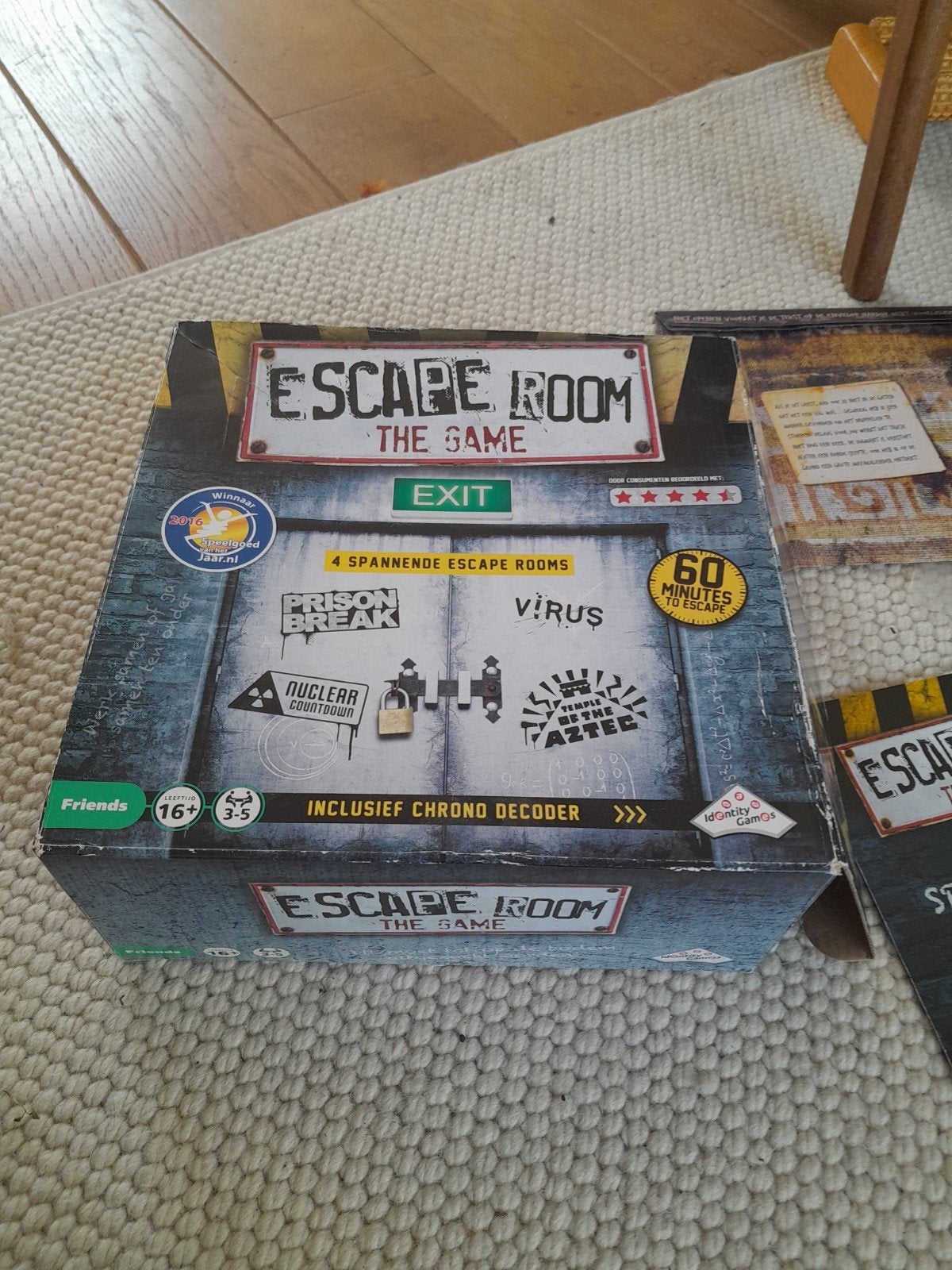 Escape Room The Game - 4 spannende escape rooms, Drie of vier spelers, Ophalen of Verzenden, Zo goed als nieuw, Identity Games
