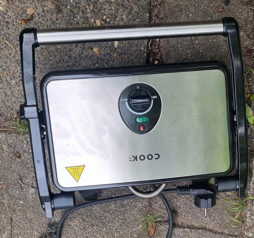 Tosti apparaat, Ophalen, Nieuw