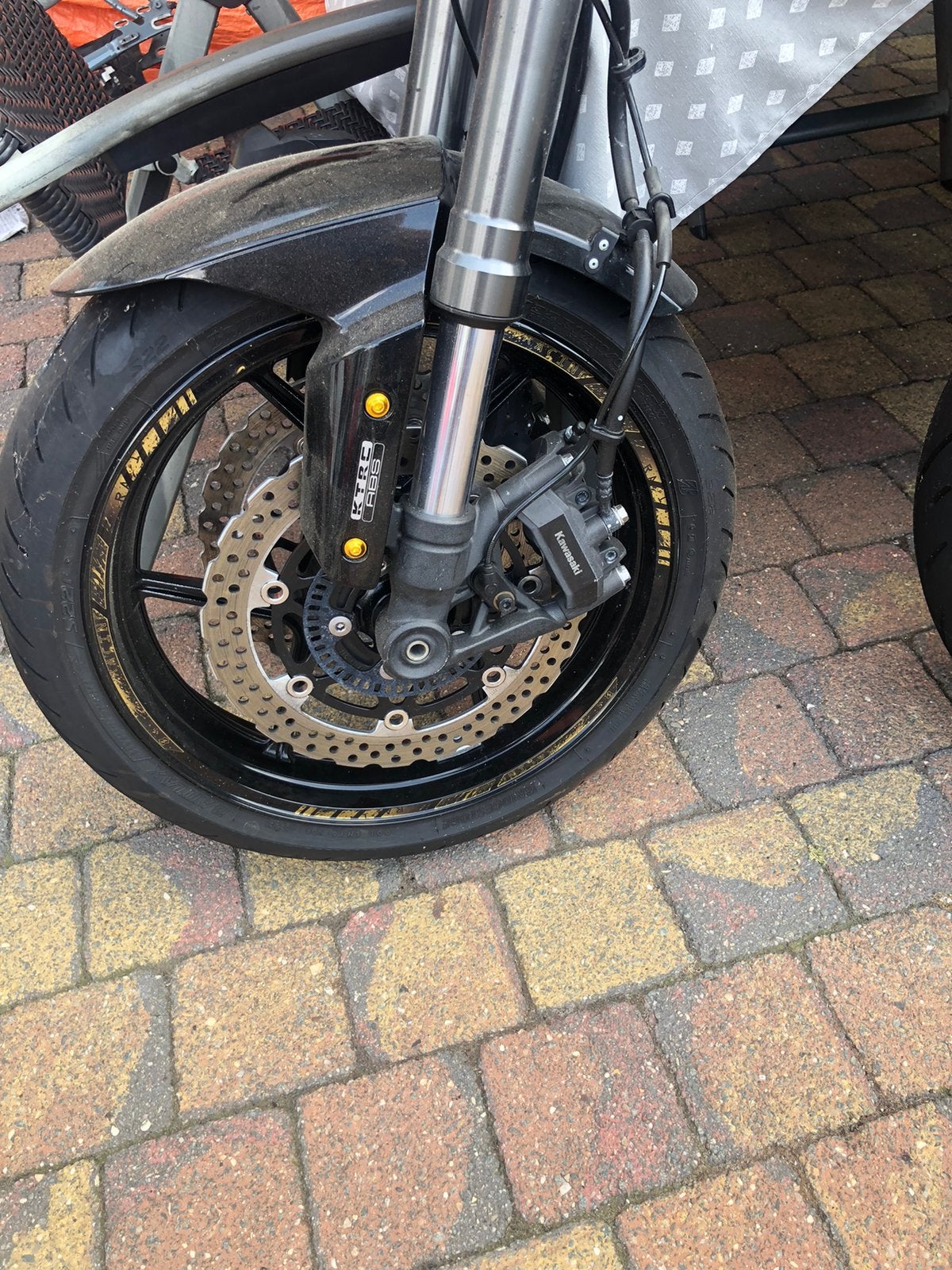 Kawazaki z1000 sx velgen met band en schijfen, Ophalen