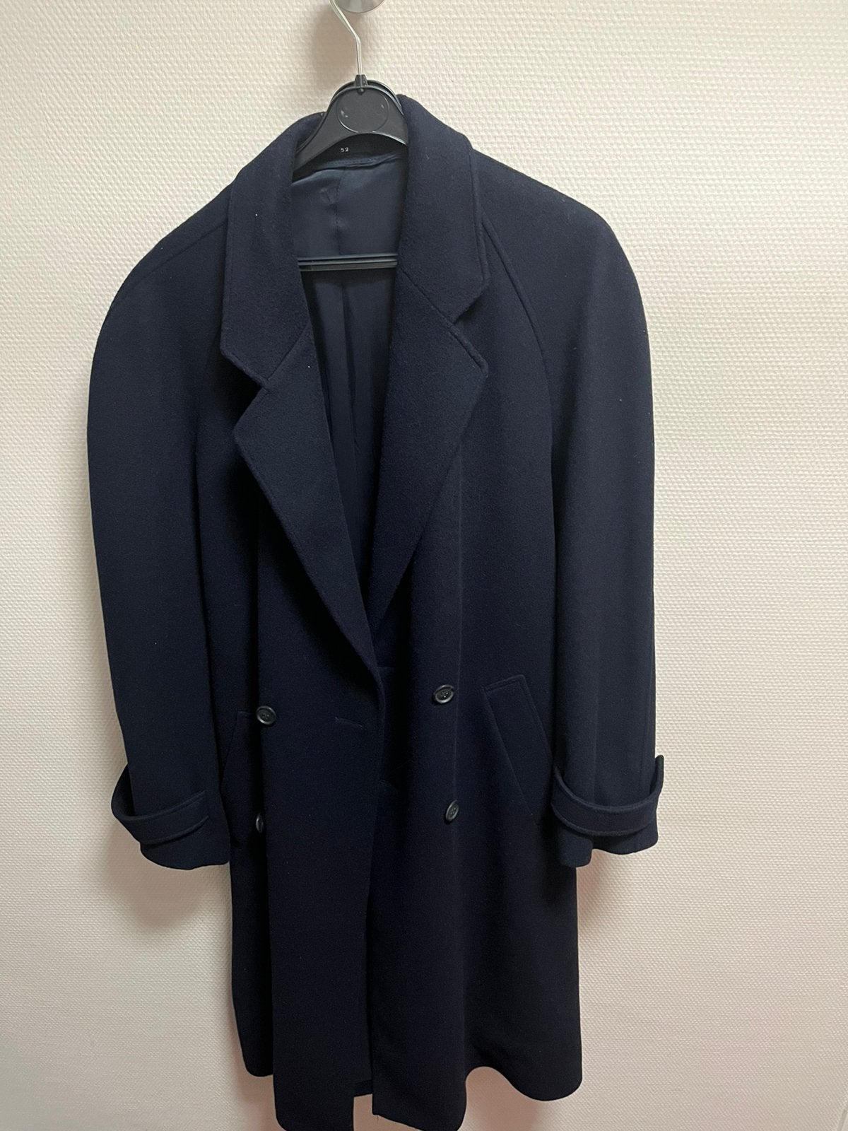 Cashmere en wollen jas, Kleding | Heren, Kostuums en Colberts, Ophalen of Verzenden, Zo goed als nieuw, Maat 52/54 (L), Zwart