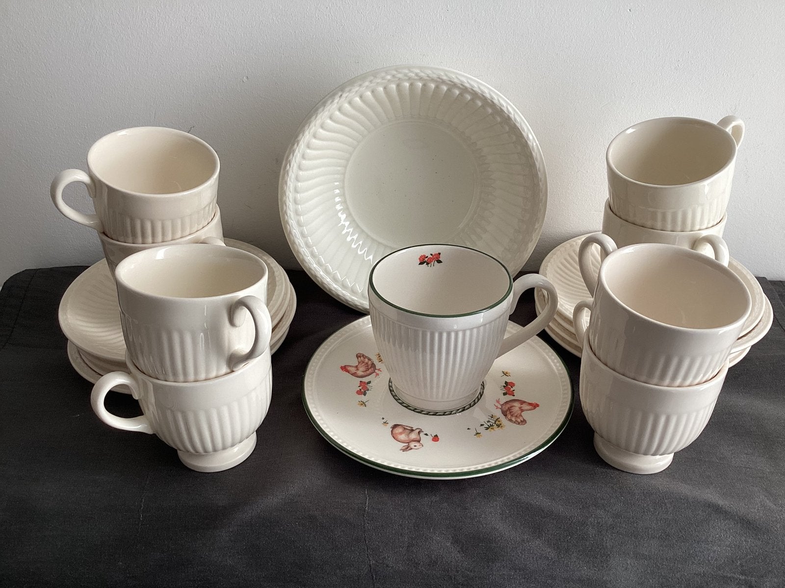 Wedgwood kop en schotels, Klassiek, Ophalen of Verzenden, Zo goed als nieuw, Kop(pen) en/of Schotel(s)
