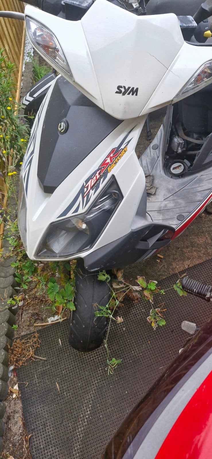 Witte Sym Scooter - Opknapper/Onderdelen, Fietsen en Brommers, Scooters | SYM, Ophalen of Verzenden, Gebruikt, Benzine, Overige modellen