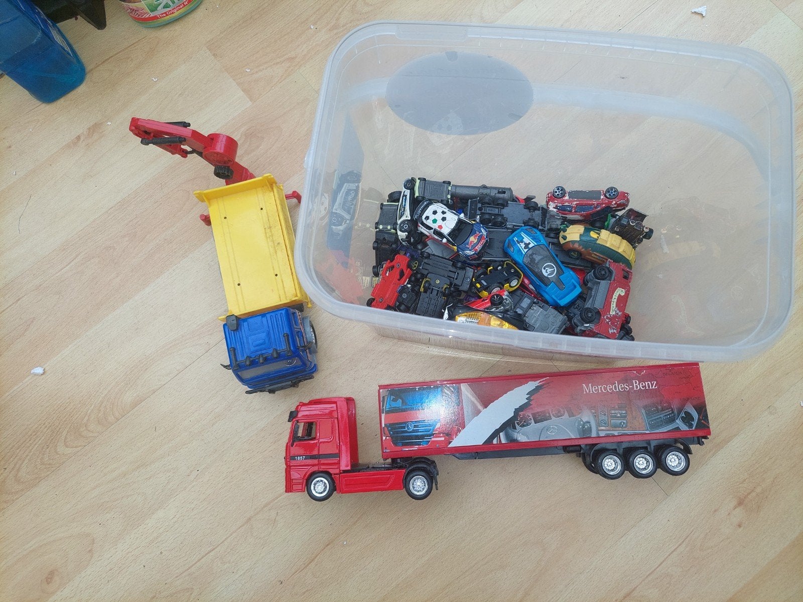 Set retro auto's hot wheels matchbox Mercedes benz truck, Kinderen en Baby's, Speelgoed | Speelgoedvoertuigen, Ophalen of Verzenden