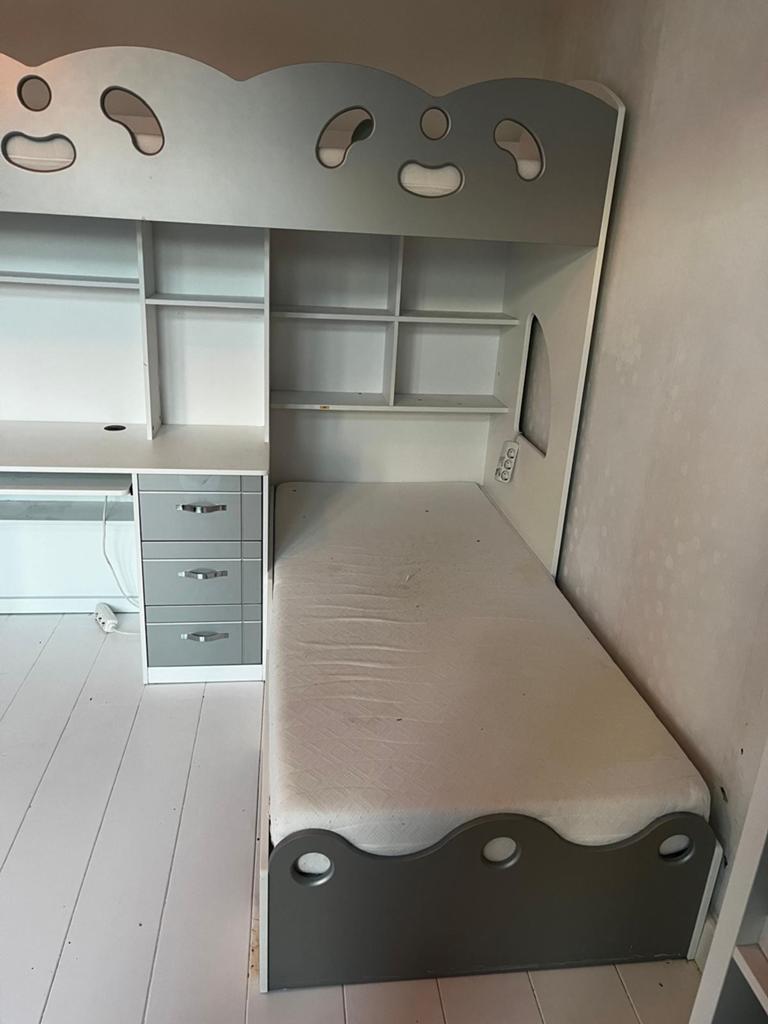 Stapelbed met bureau ophalen / gratis, 90 cm, 160 tot 180 cm, Tweepersoons, Ophalen of Verzenden