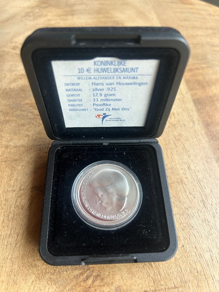 Zilveren Koninklijke 10 euro huwelijksmunt, Postzegels en Munten, Koningin Beatrix, Ophalen of Verzenden, Losse munt, Geboorte of Huwelijk