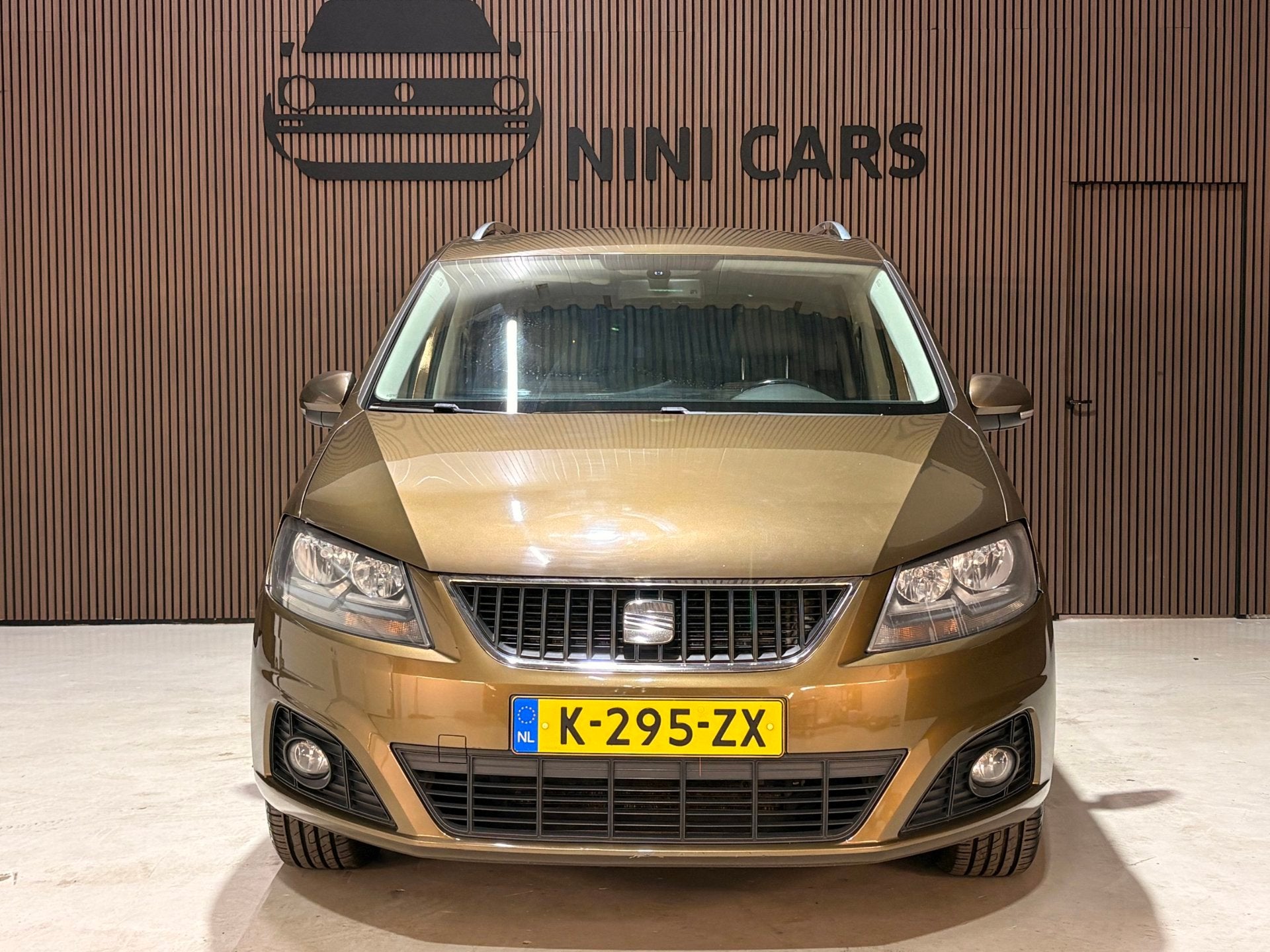 Seat Alhambra 1.4 TSI Reference 7 persoons, Voorwielaandrijving, Stof, Beige, 4 cilinders