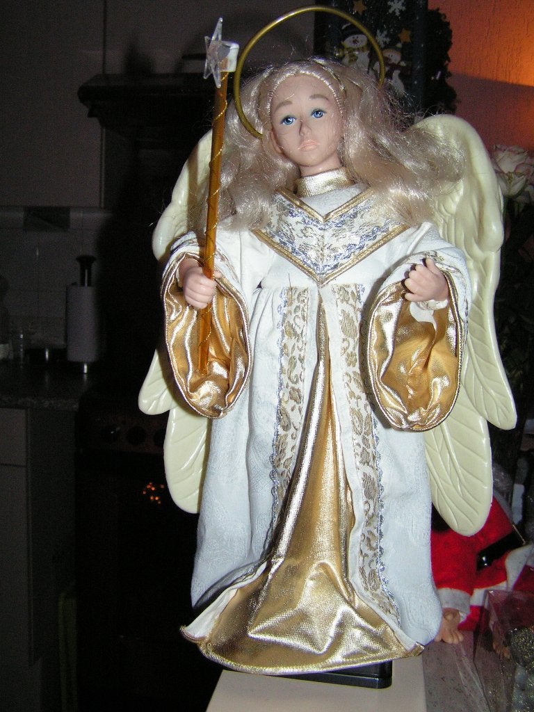 kerst engel goud met wit, Diversen, Ophalen, Zo goed als nieuw