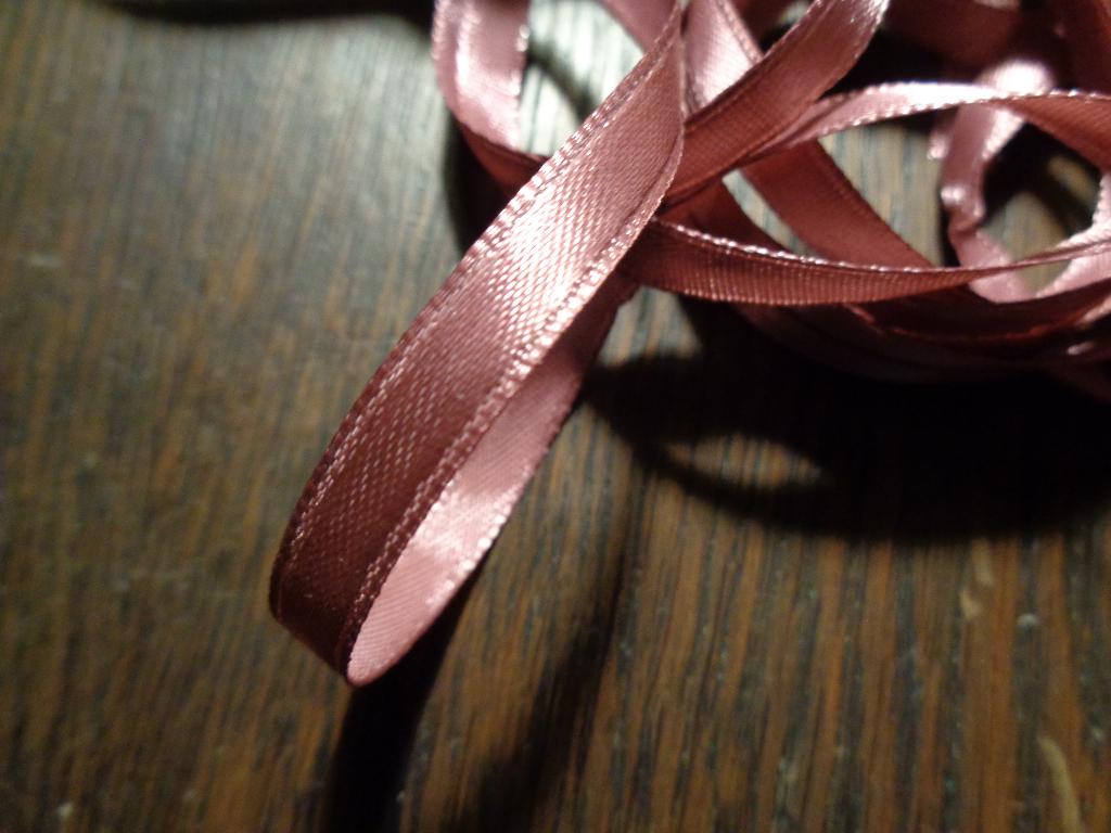 5 meter oud roze satijn band 0.5 cm breed, Hobby en Vrije tijd, Naaien en Fournituren, Ophalen of Verzenden, Nieuw, Lint, Band of Elastiek