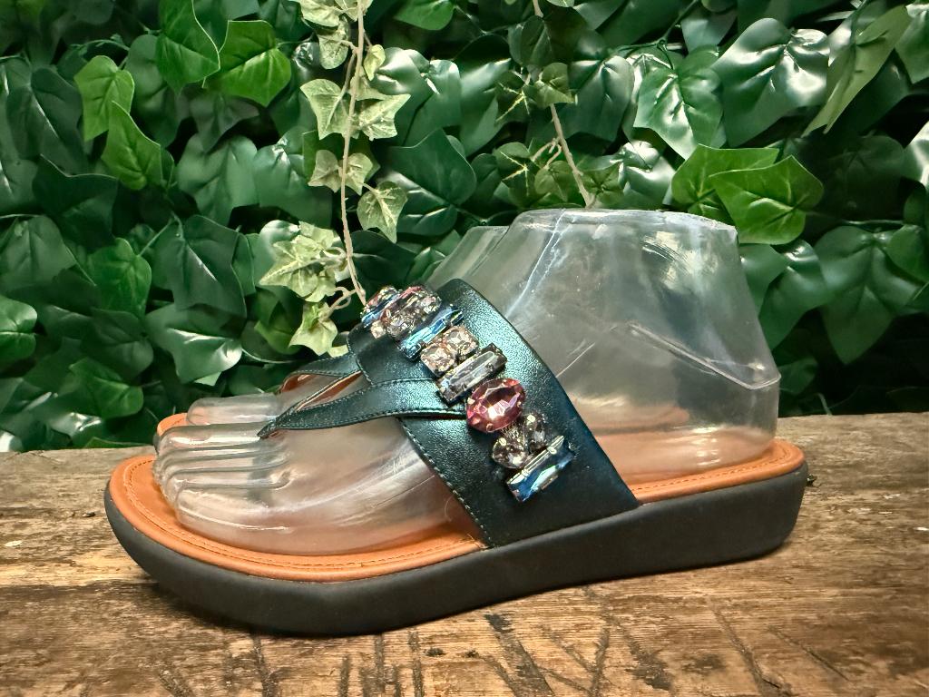 Nieuwe mooie leren slippers van Fitflop maat 37