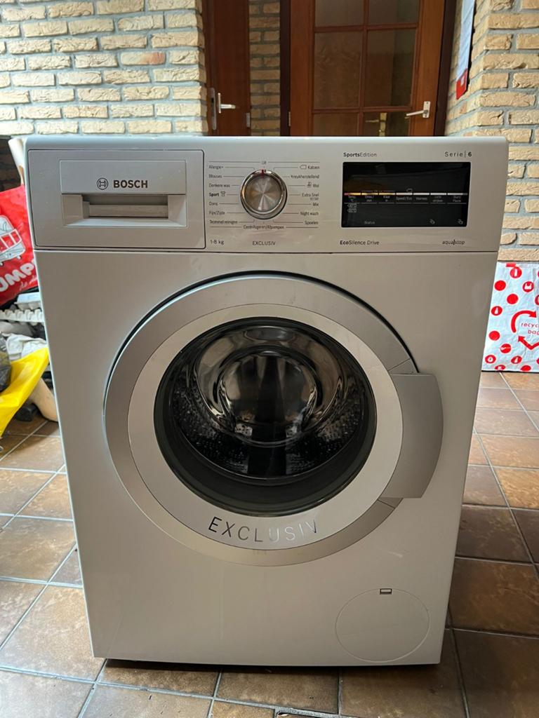Bosch Serie 6 Sports Edition Wasmachine - 8 kg, Witgoed en Apparatuur, Wasmachines, Ophalen, 1200 tot 1600 toeren, 8 tot 10 kg