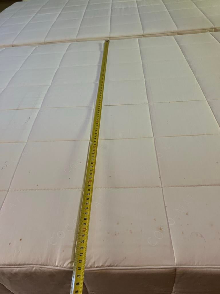 Compleet bed van COCO-MAT 200x210cm KOOPJE, Tweepersoons, Ophalen of Verzenden, Zo goed als nieuw, Overige maten