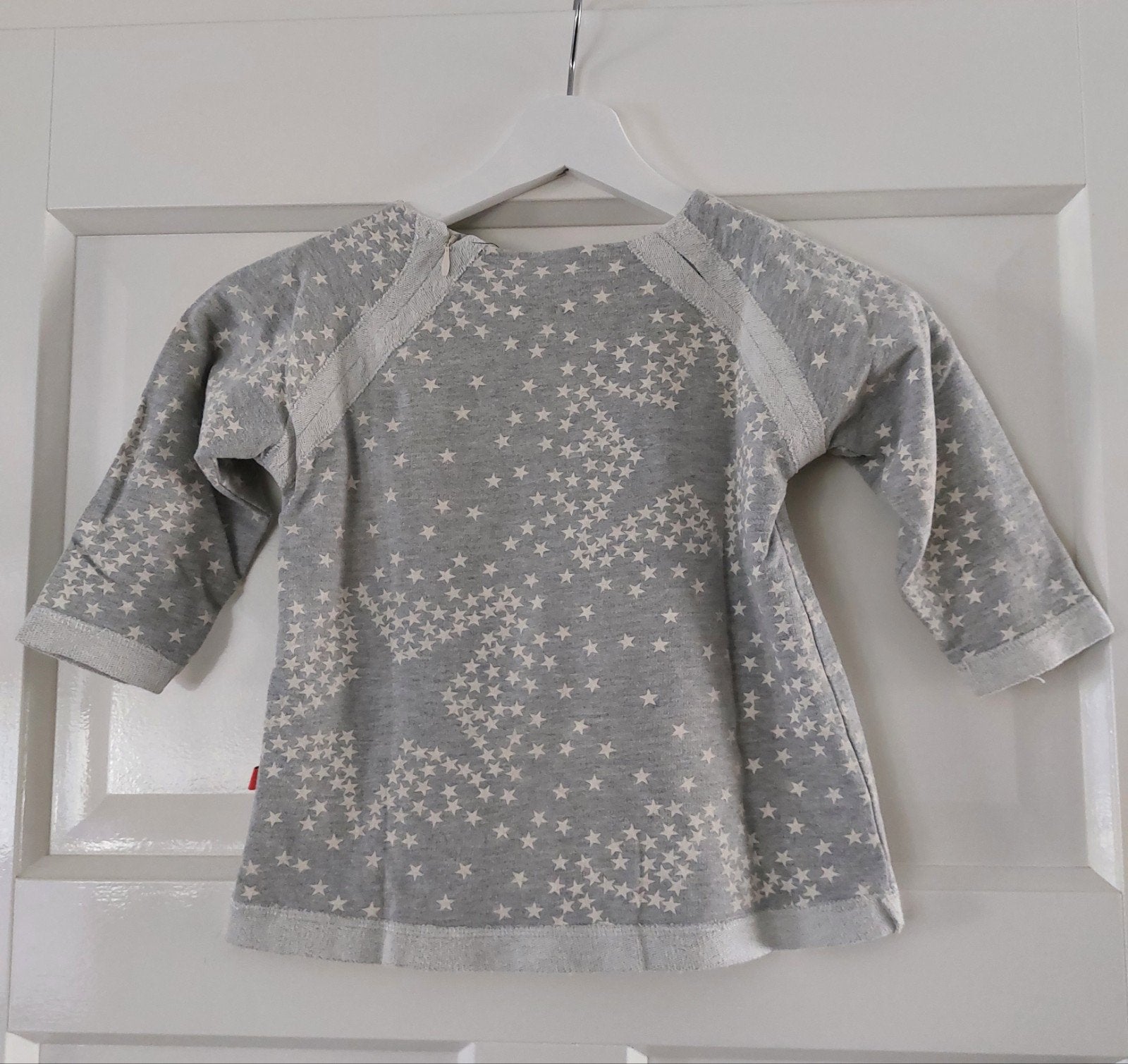 Molo shirt maat 116 met sterrenprint, Kinderen en Baby's, Kinderkleding | Maat 116, Gebruikt, Ophalen of Verzenden, Shirt of Longsleeve