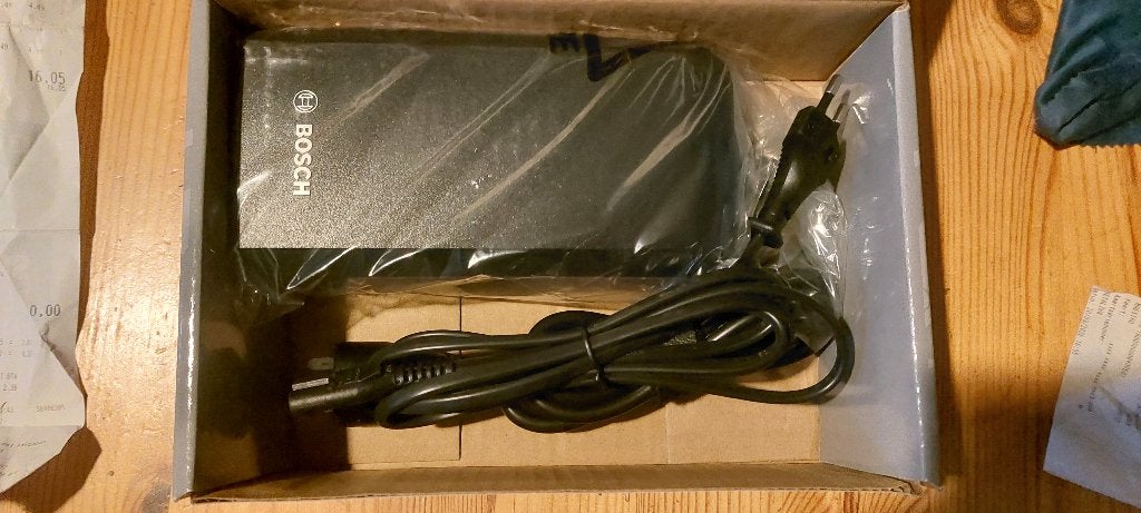 Bosch acculader ebike fiets, Nieuw