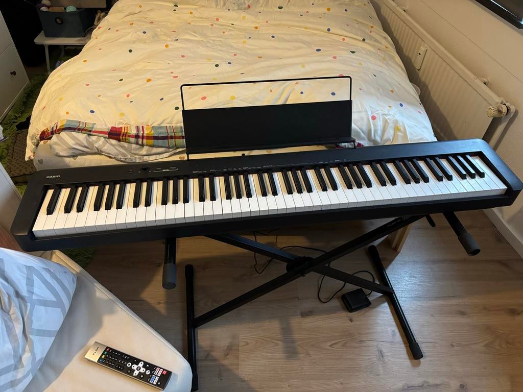 Casio CDP-S100 Digitale Piano met standaard en pedaal, Muziek en Instrumenten, Piano's, Ophalen, Zo goed als nieuw