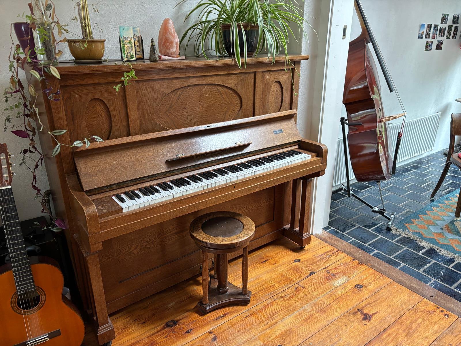 Gratis af te halen: piano.