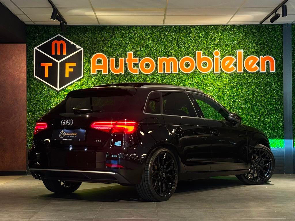 Audi A3 Sportback 1.5 TFSI CoD 150 PK|PANO|VIRTUAL|MATRIX|DA, Gebruikt, Zwart, Bedrijf, 1240 kg