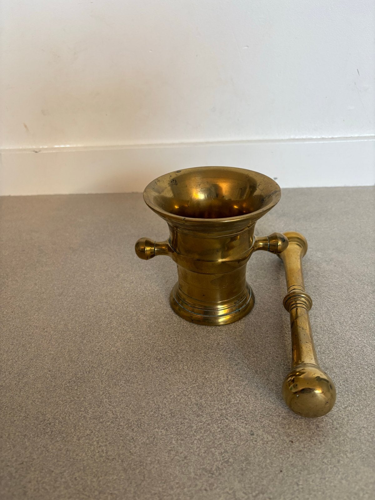 Antieke/Vintage Messing Vijzel met Stamper, Ophalen of Verzenden, Koper