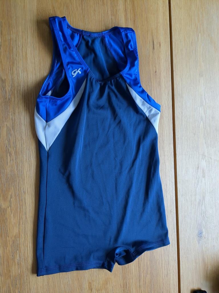 Turnpakje jongen zgan mt 140 - Blauw/Wit, Sport en Fitness, Turnen, Ophalen of Verzenden, Zo goed als nieuw