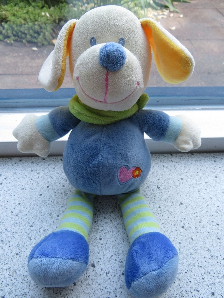 Vrolijk gekleurde hond merk Nicotoy zacht velours, Zo goed als nieuw, Wasbaar, Middelgroot (20 tot 80 cm), Meerkleurig