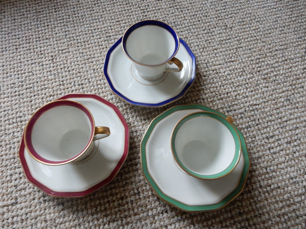 3 Porseleinen koffiekopjes, Verzamelen, Porselein, Kristal en Bestek, Ophalen, Zo goed als nieuw, Porselein, Kop en/of schotel