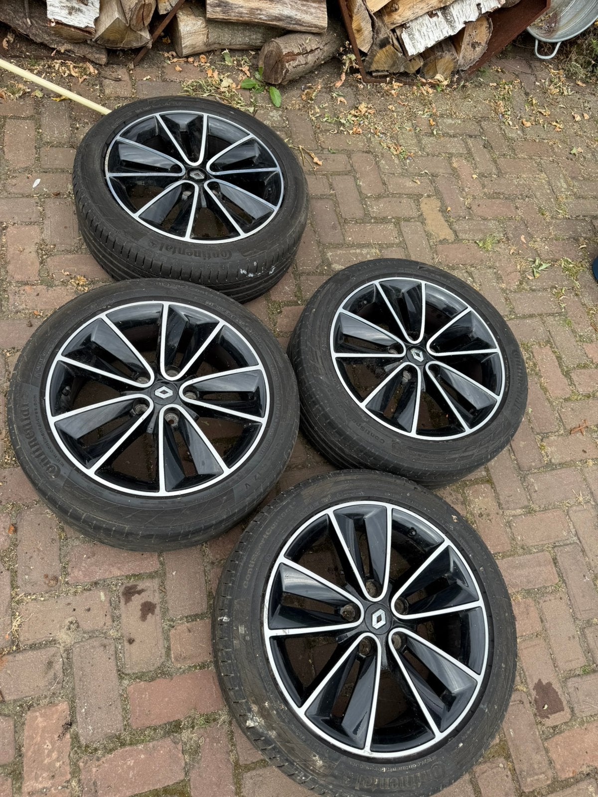 17” originele bose velgen met continental banden renault, Auto-onderdelen, Banden en Velgen, Ophalen, 17 inch, 205 mm, Band(en)