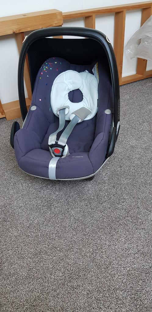 Mooie maxicosi,  antraciet, Autogordel of Isofix, Zo goed als nieuw, 0 t/m 13 kg, Maxi-Cosi