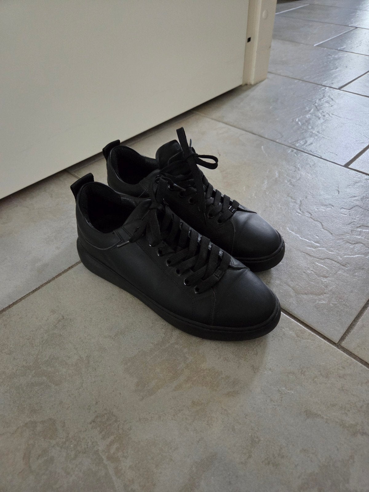 € 55,->> Nubikk sneakers maat 38, Ophalen of Verzenden, Zo goed als nieuw, Wit, Sneakers of Gympen
