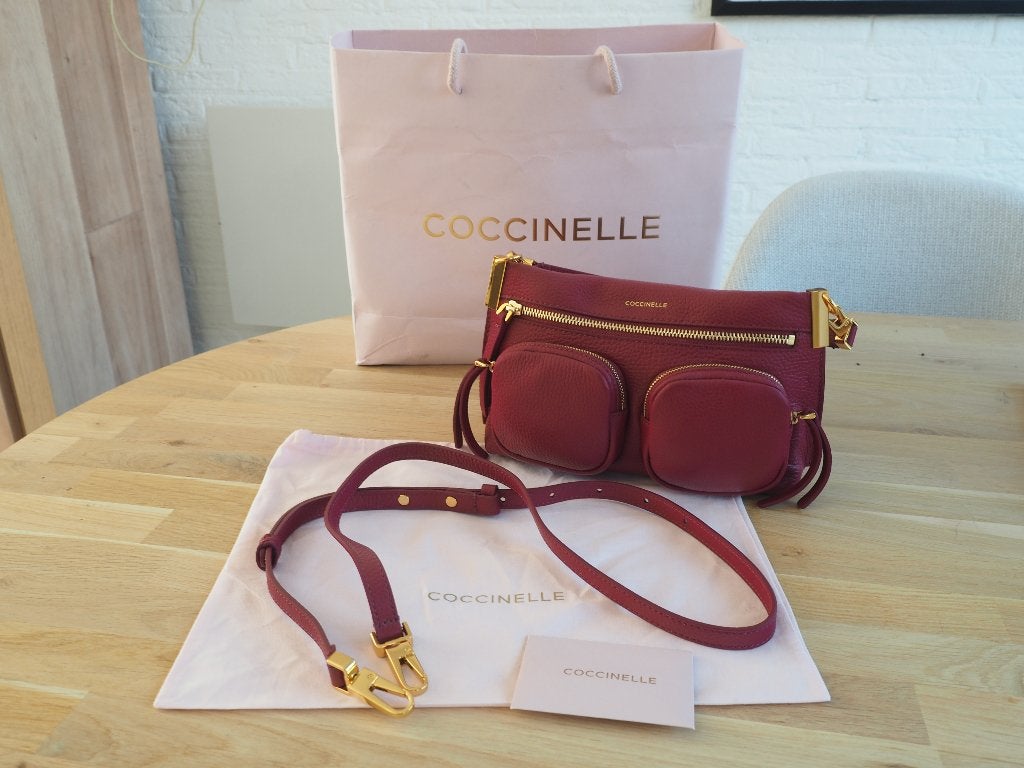 Coccinelle Hyle Small - bordeaux grained leather, Ophalen of Verzenden, Nieuw, Rood, Schoudertasje
