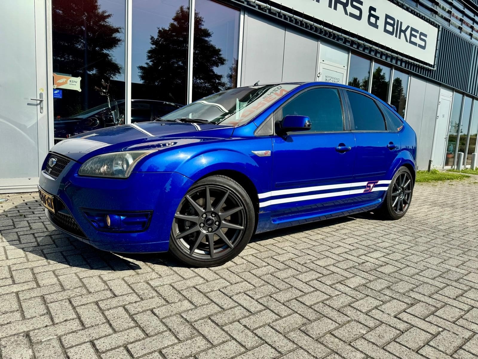 Ford focus 2.5 st mk2 org NL 300+pk 5cyll goed onderhouden, Auto's, Blauw, Handgeschakeld, Particulier, Blauw