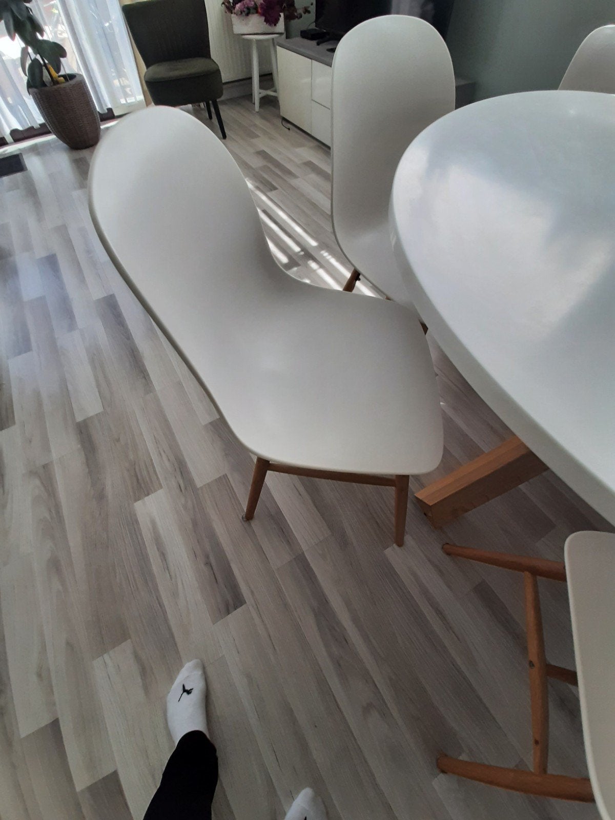 Kave Home Lotus ronde eettafel 130 cm + 6 stoelen, Ophalen of Verzenden, Rond, 100 tot 150 cm, 100 tot 150 cm