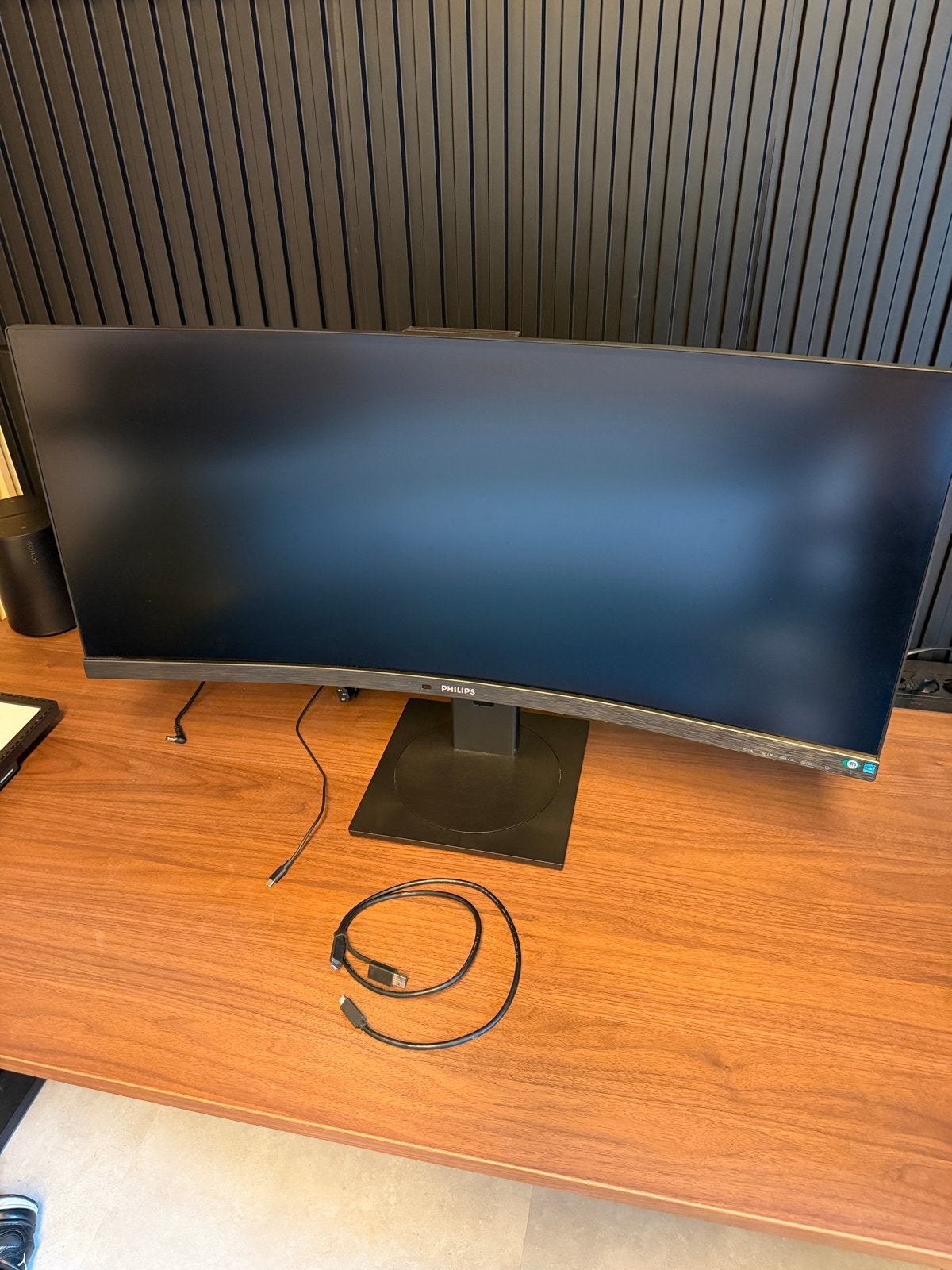 Philips 34B1U5600CH 34" -UWQHD-120Hz-USB-C-KVM Monitor, 3 tot 5 ms, 101 t/m 150 Hz, VA, Zo goed als nieuw