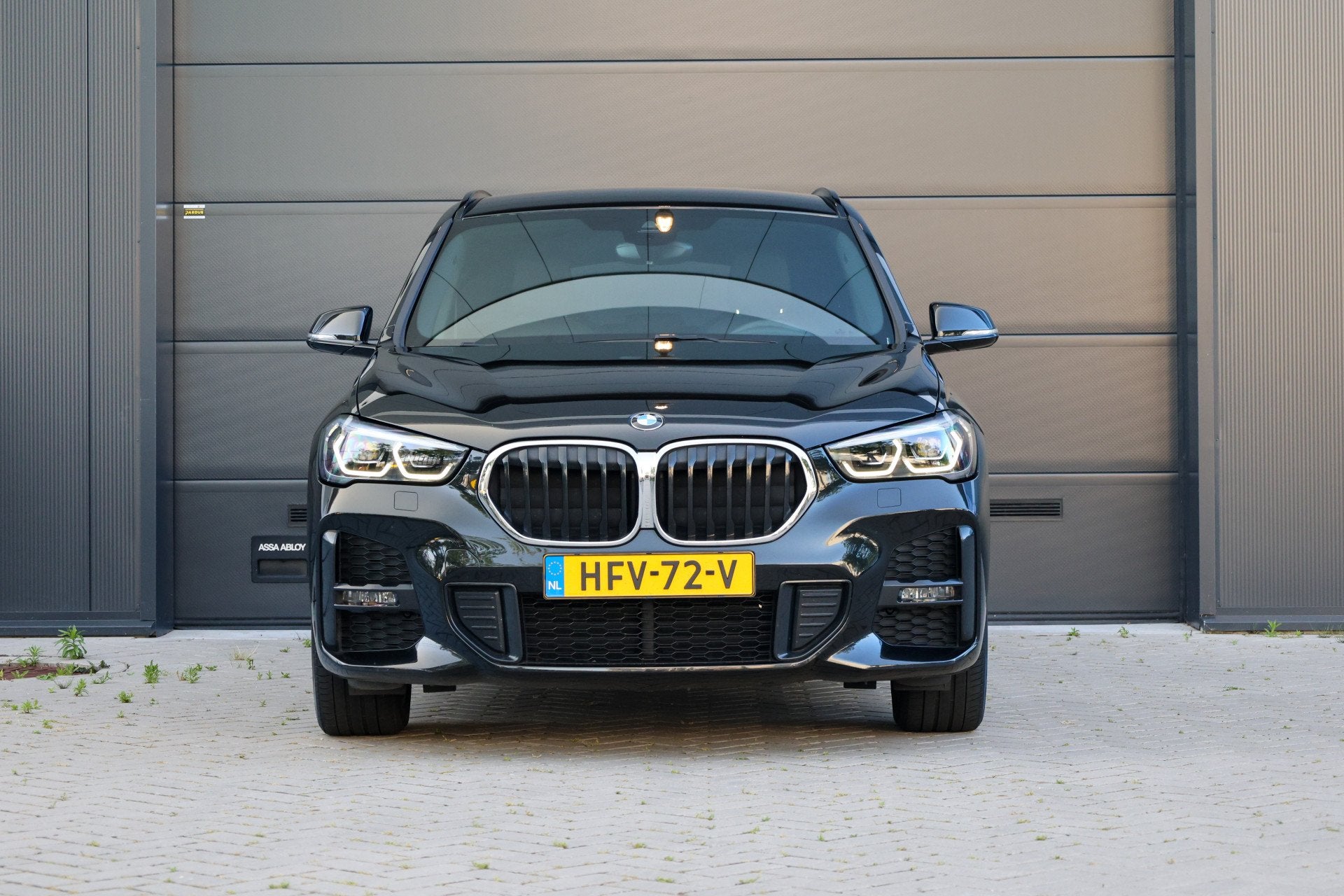 Foto 16 van BMW X1 xDrive25e eDrive Edition | M-SPORT | LEDER | LED | ST