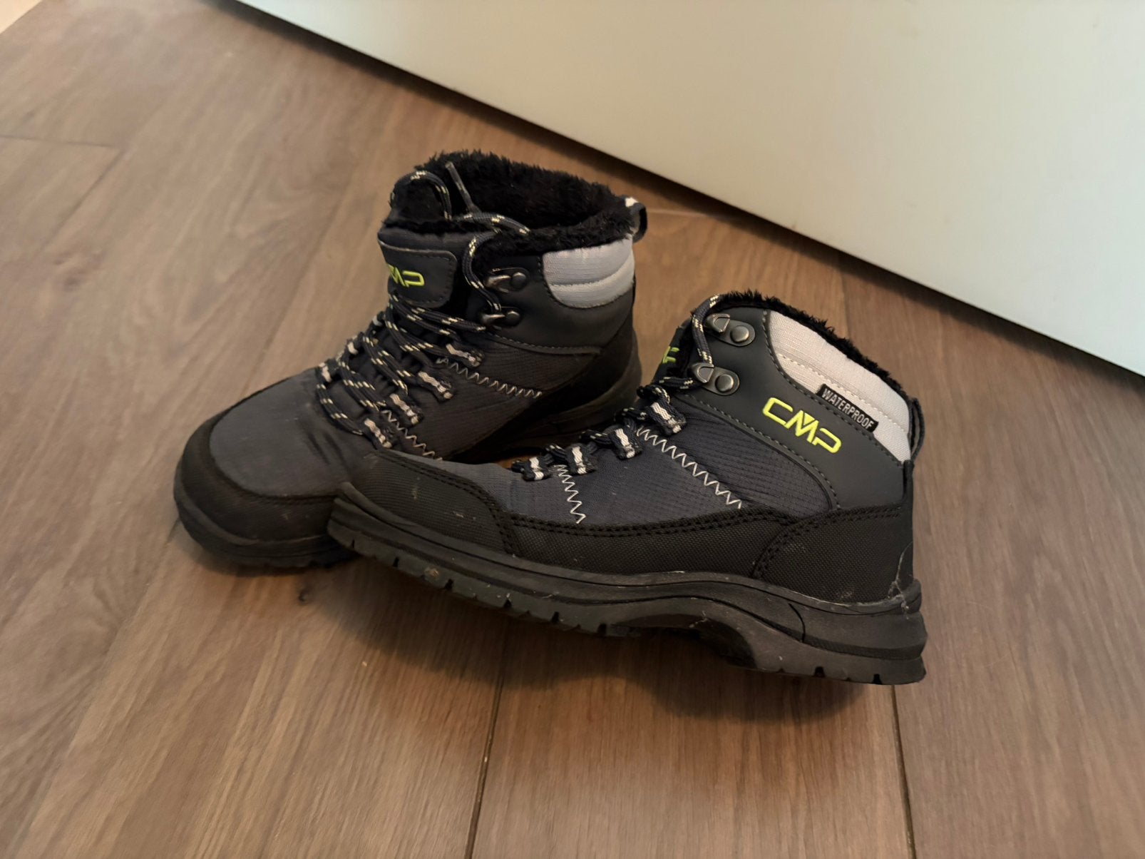 Nieuwstaat CMP wandel wintersport schoenen maat 31, Schoenen, Ophalen of Verzenden, Zo goed als nieuw, Jongen