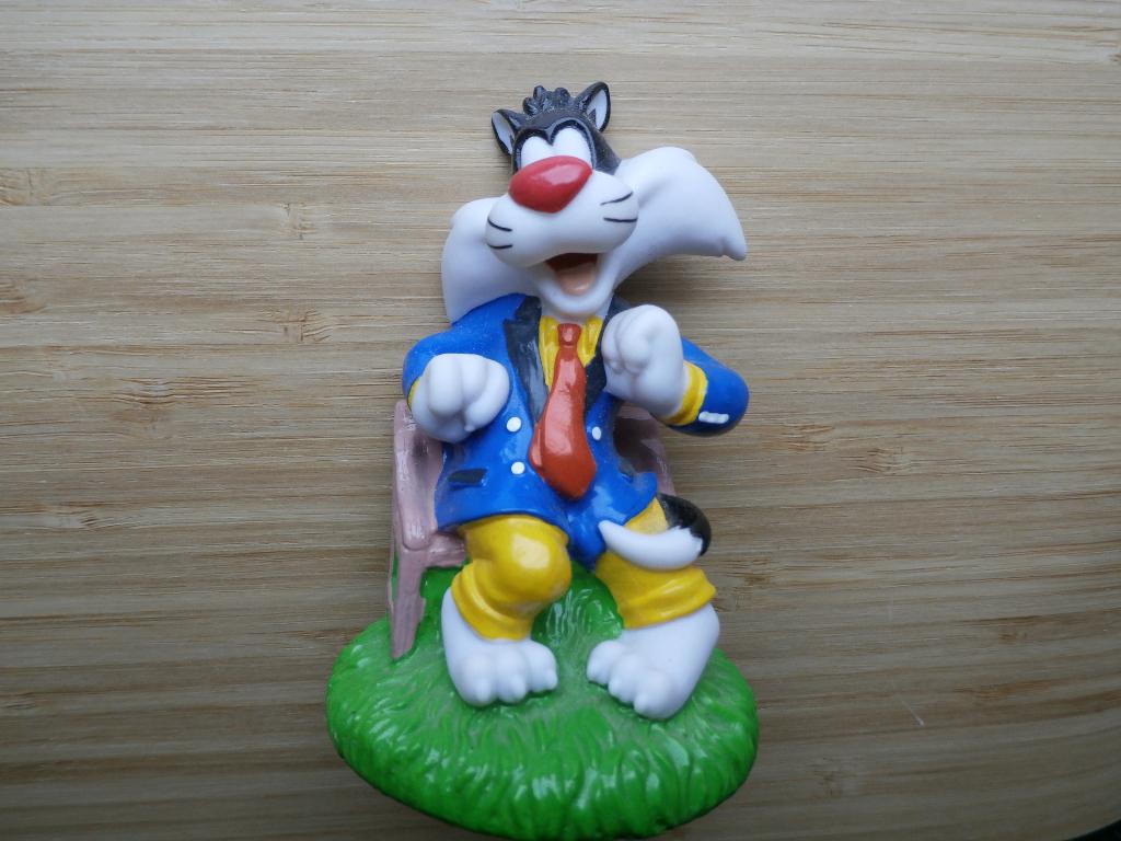 Warner bros. Sylvester + Sylvester + 1998 + 9,5 cm hoog +, Ophalen of Verzenden, Zo goed als nieuw