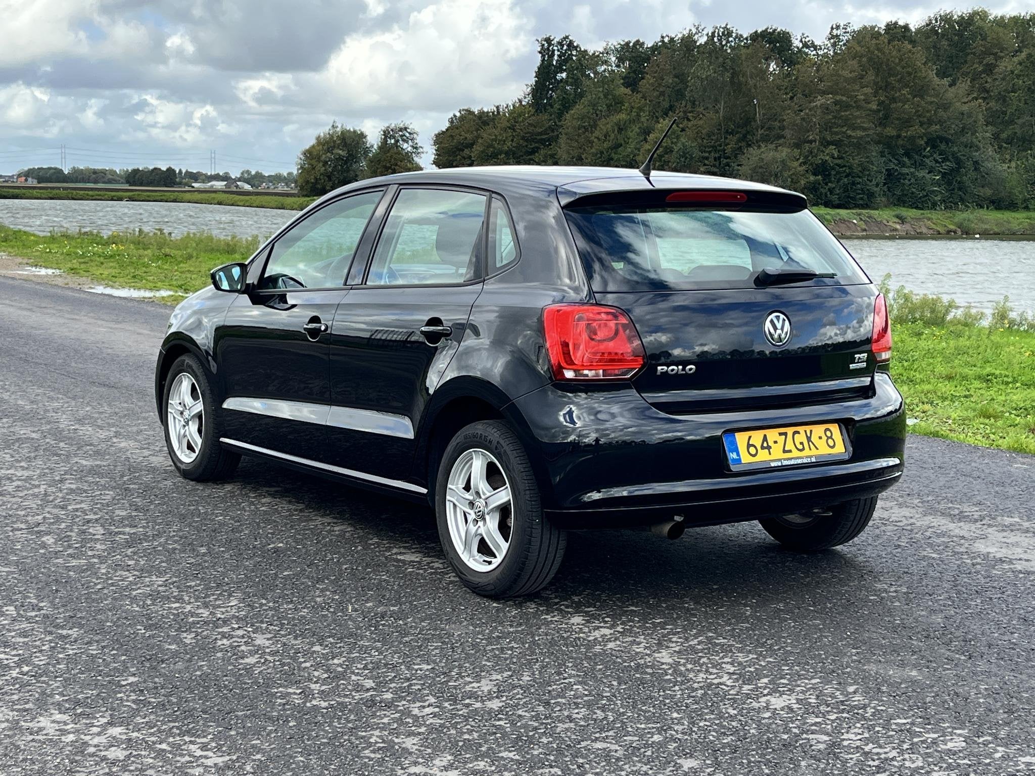 Volkswagen Polo 1.2 TSI BlueMotion Comfort Edition Airco, cr, Voorwielaandrijving, Euro 5, Stof, Zwart