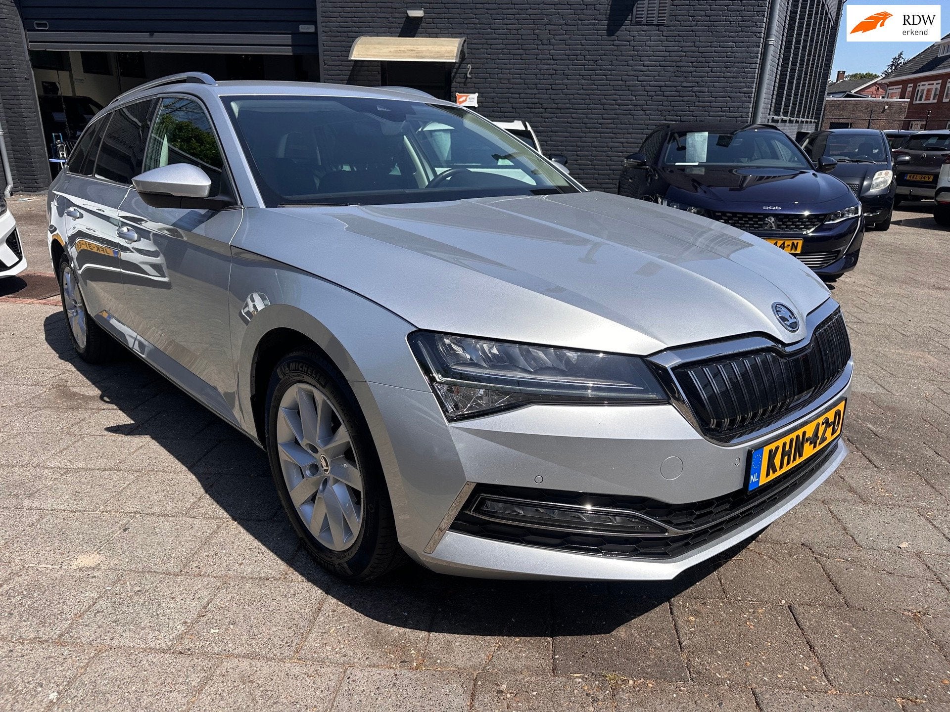 Skoda Superb Combi 1.4 TSI 218pk iV Aut|Virtual Cockpit|Trkh, Dealer onderhouden, Stof, Gebruikt, Zwart