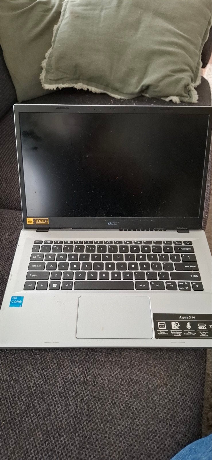 Acer Aspire 3 14 (A314-35-C7NL) - Defect voor onderdelen, 2 tot 3 Ghz, 14 inch, Ophalen of Verzenden, Intel i3