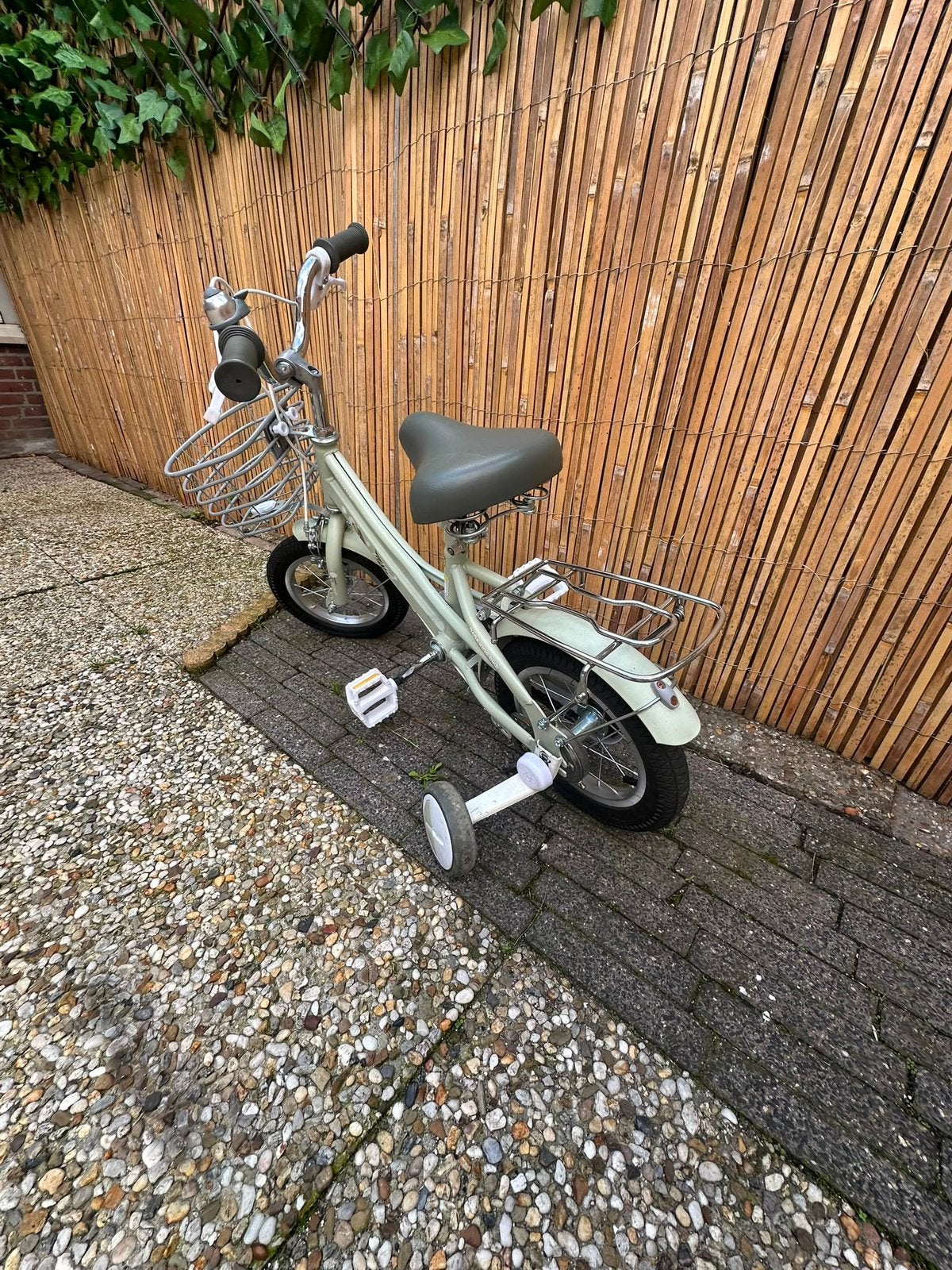 Een groene kinderfiets, 6 maanden oud., Fietsen en Brommers, Fietsen | Driewielfietsen, Ophalen, Zo goed als nieuw