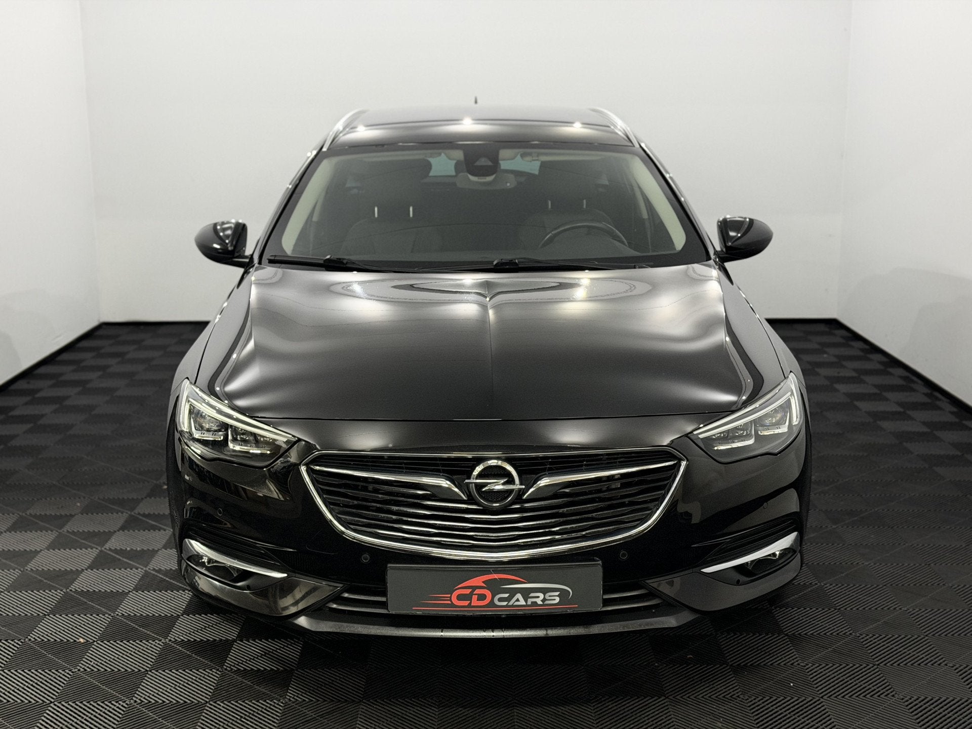 Opel Insignia Sports Tourer 1.5 Turbo Innovation Camera, App, 730 kg, Gebruikt, Euro 6, 4 cilinders